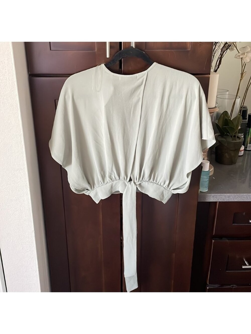 Sleeve crop top - Picture 3 of 3